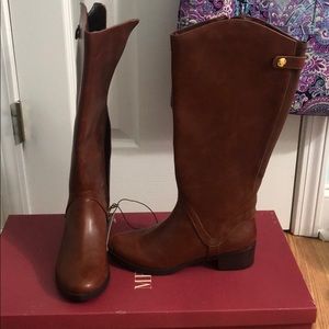 NWT! Nero a Cognac brown boots